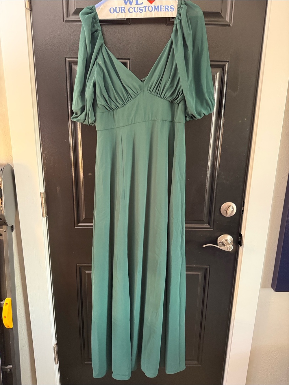 Elegant Deep Green V-Neck Puff-Sleeve Maxi Dress